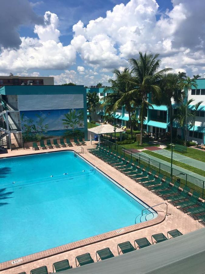 Surf Rider Resort Pompano Beach Eksteriør bilde
